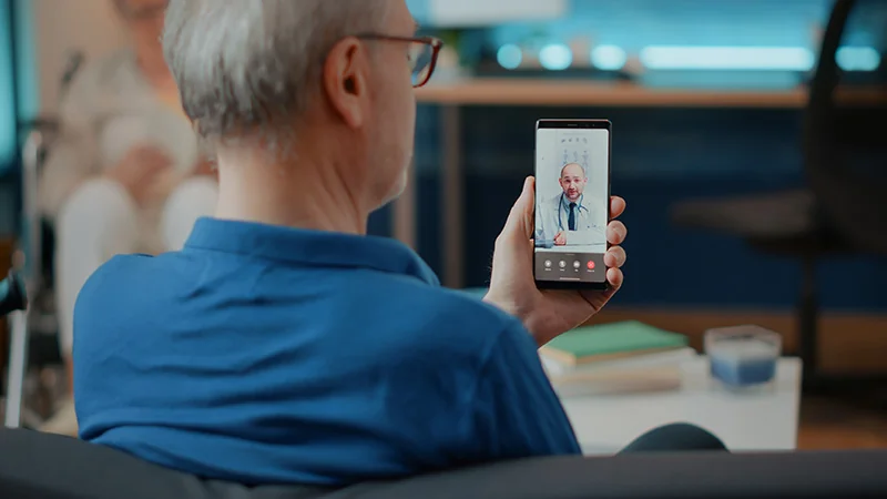 CONECTIVIDAD ENTRE EQUIPOS Y FAMILIAS